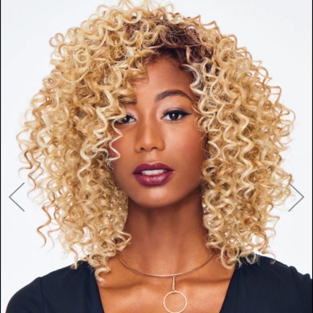 Hairdo Sassy Curl Wig